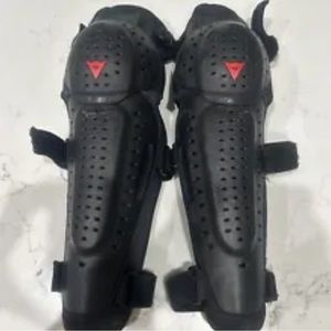 Dainese Knee V E1 N Knee & Shin Guard Protectors ( pair)